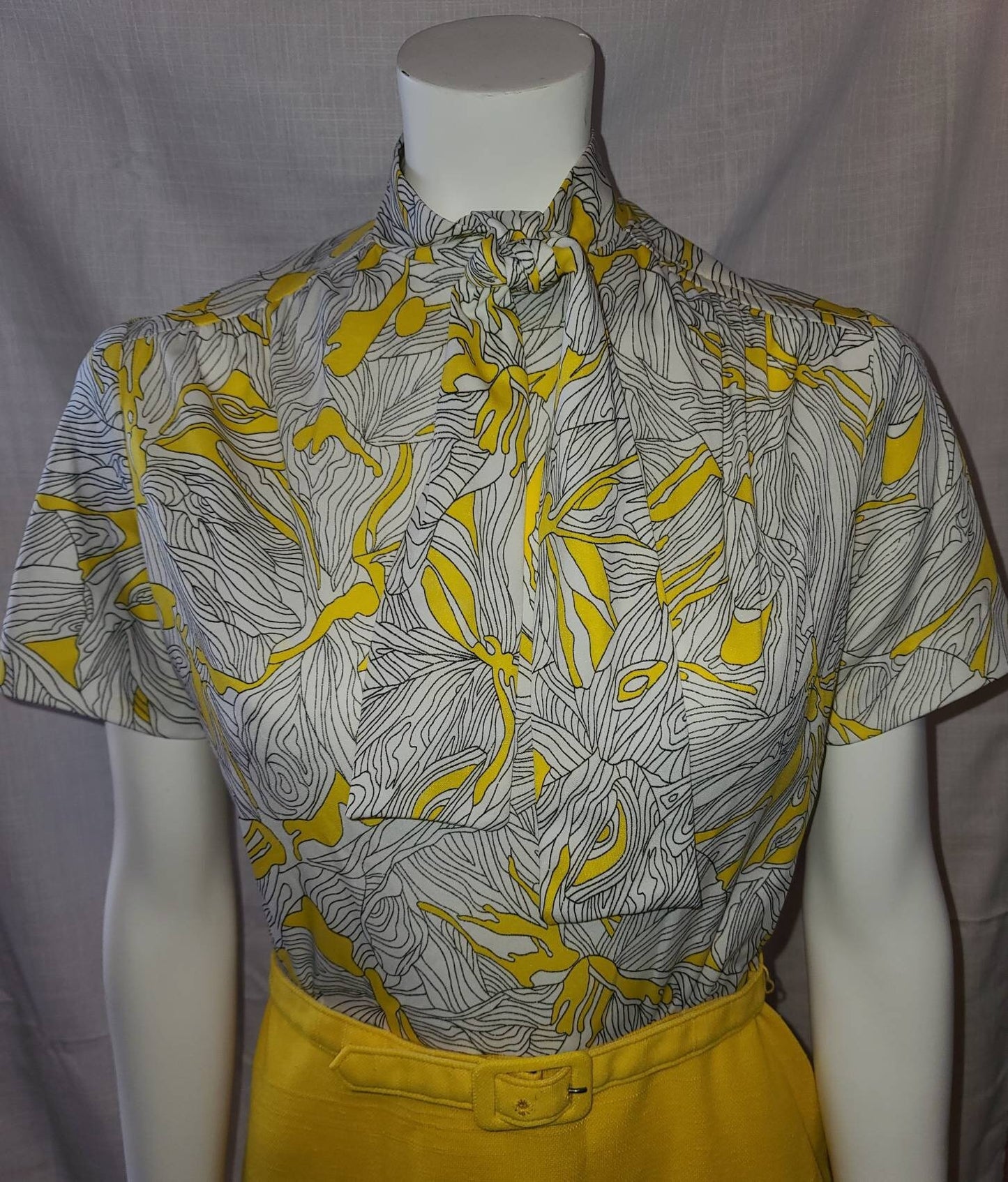 SALE Vintage 1960s Dress Bright Yellow White Floral Print Neck Tie Neck Bow Dress Belt Mod Go Go XS S chest 34 in.