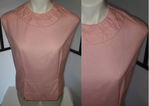 Vintage 1950s Blouse Pink Cotton Sleeveless Back Button Blouse Darts Unique Collar Detail Rockabilly L