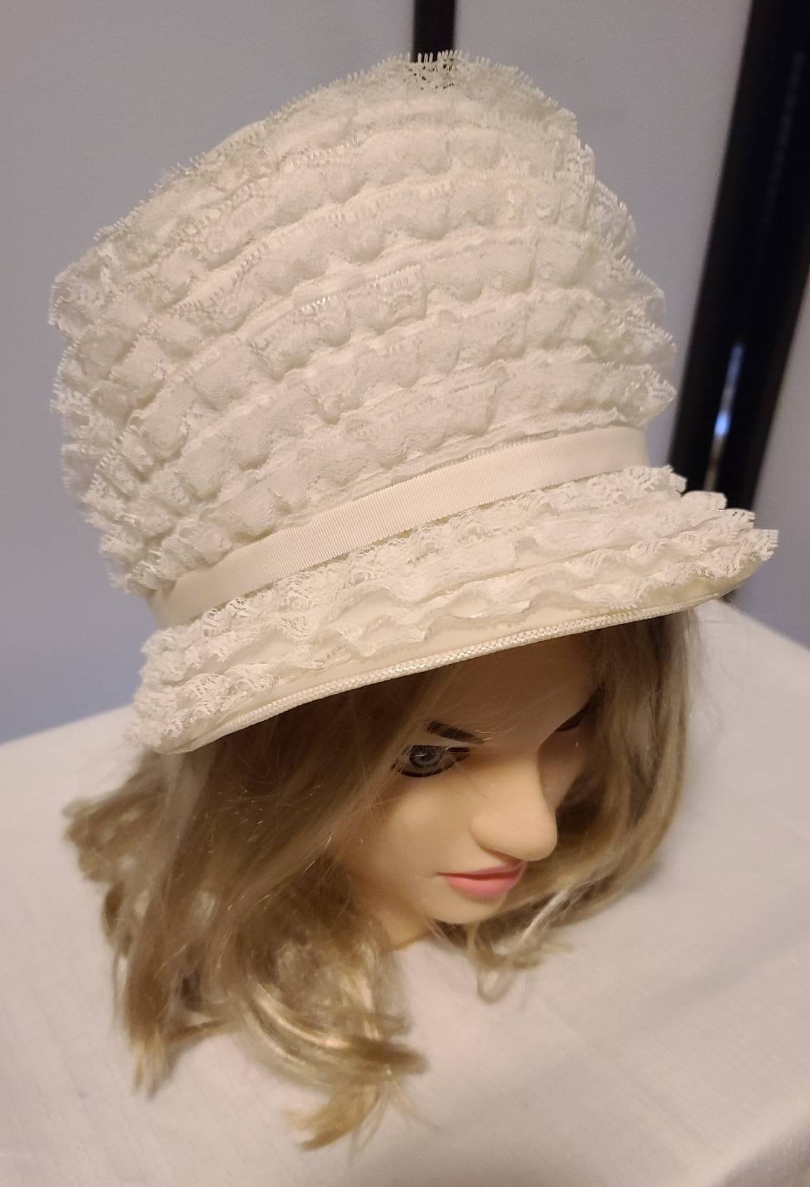 Vintage Lace Hat 1960s Tall Round White Lace Ruffle Pouf Hat Small Brim Back Bow Mod Boho Wedding Bridal 21.5 in.