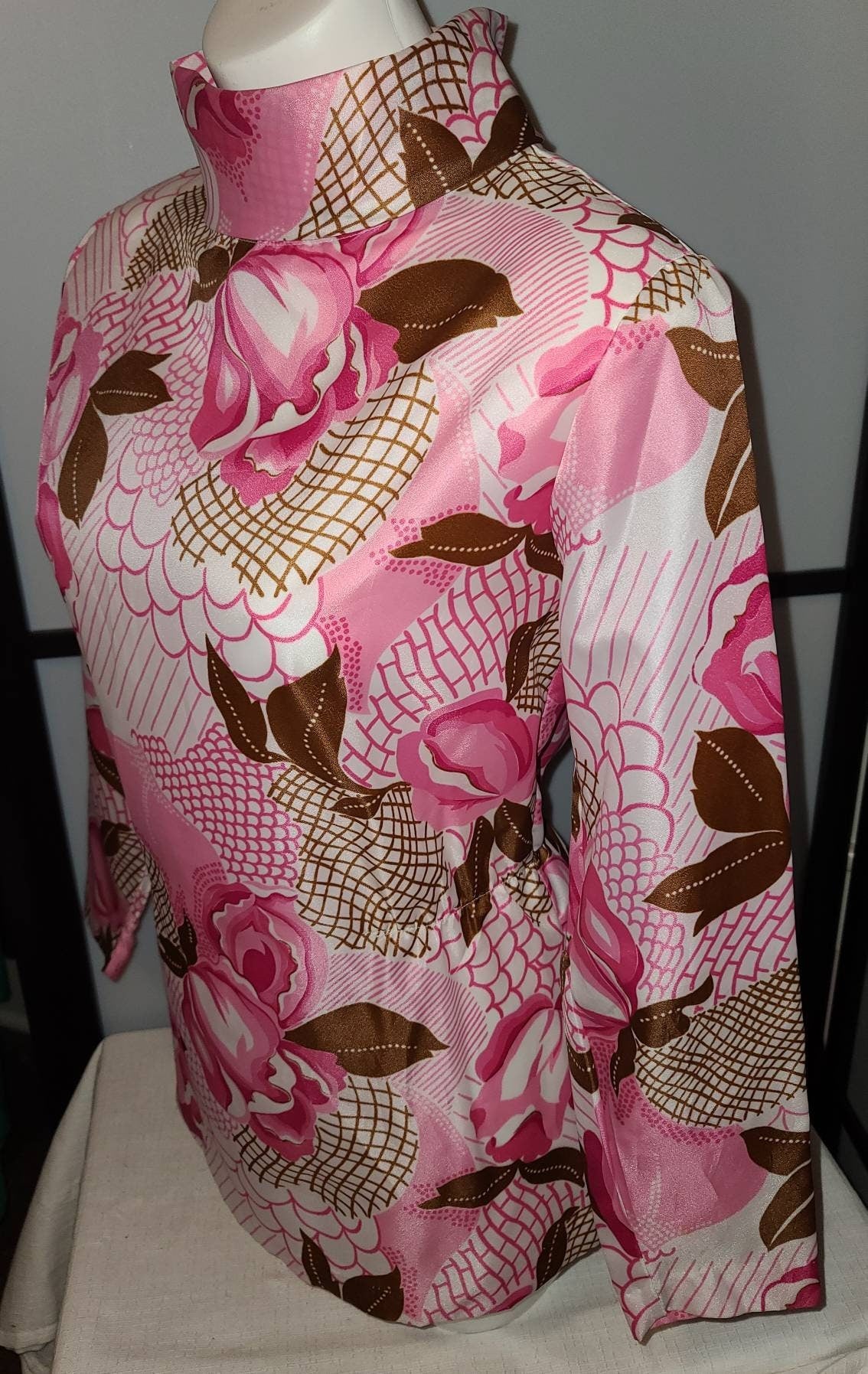 SALE Vintage 1960s Blouse Thin Polyester Brown Pink Abstract Rose Print Zip Back High Collar Tunic Top Boho M