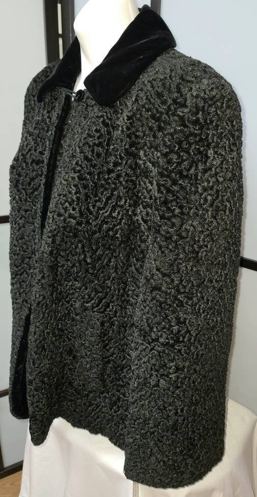 Vintage Faux Fur Jacket 1950s Black Curly Faux Lamb Fur Jacket Short Coat Top Button Velvet Collar Rockabilly Boho L