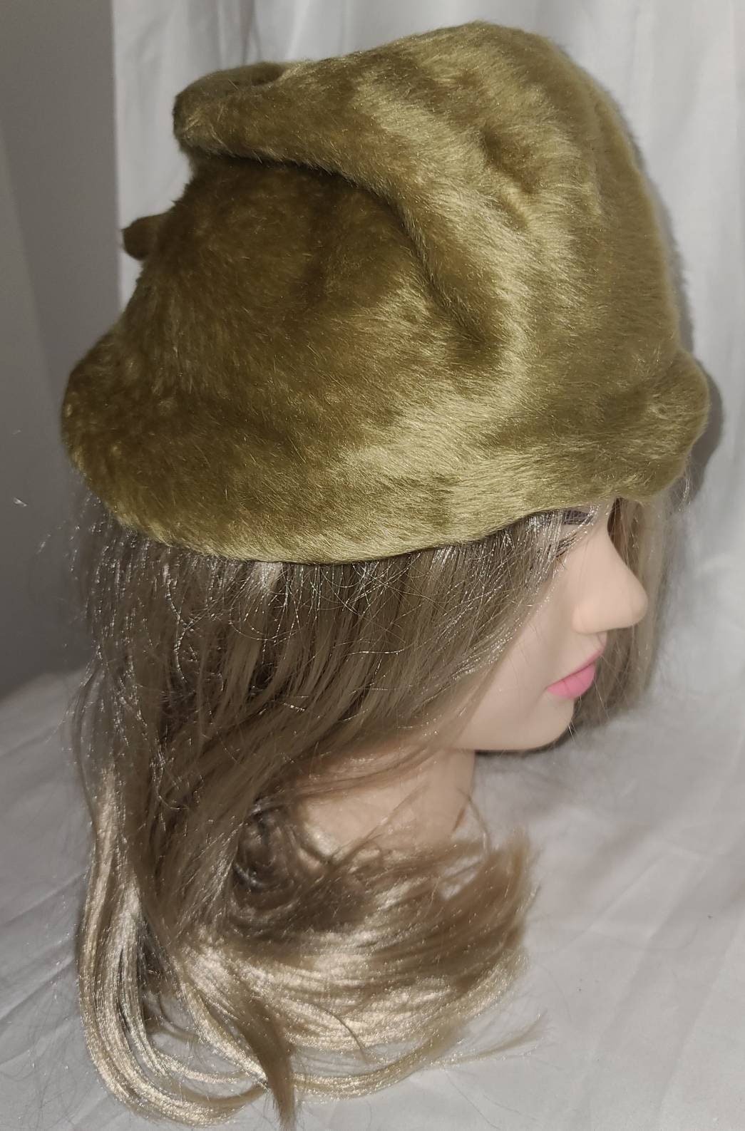 SALE Vintage Sculptural Hat 1950s 60s Chartreuse Green Furry Faux Fur Hat Large Back Loop Abstract German Rockabilly Mod  21.5 in.