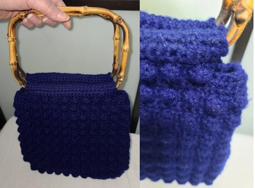 Vintage Yarn Purse 1960s Blue Popcorn Knit Purse Bamboo Handles Mid Century Rockabilly Boho