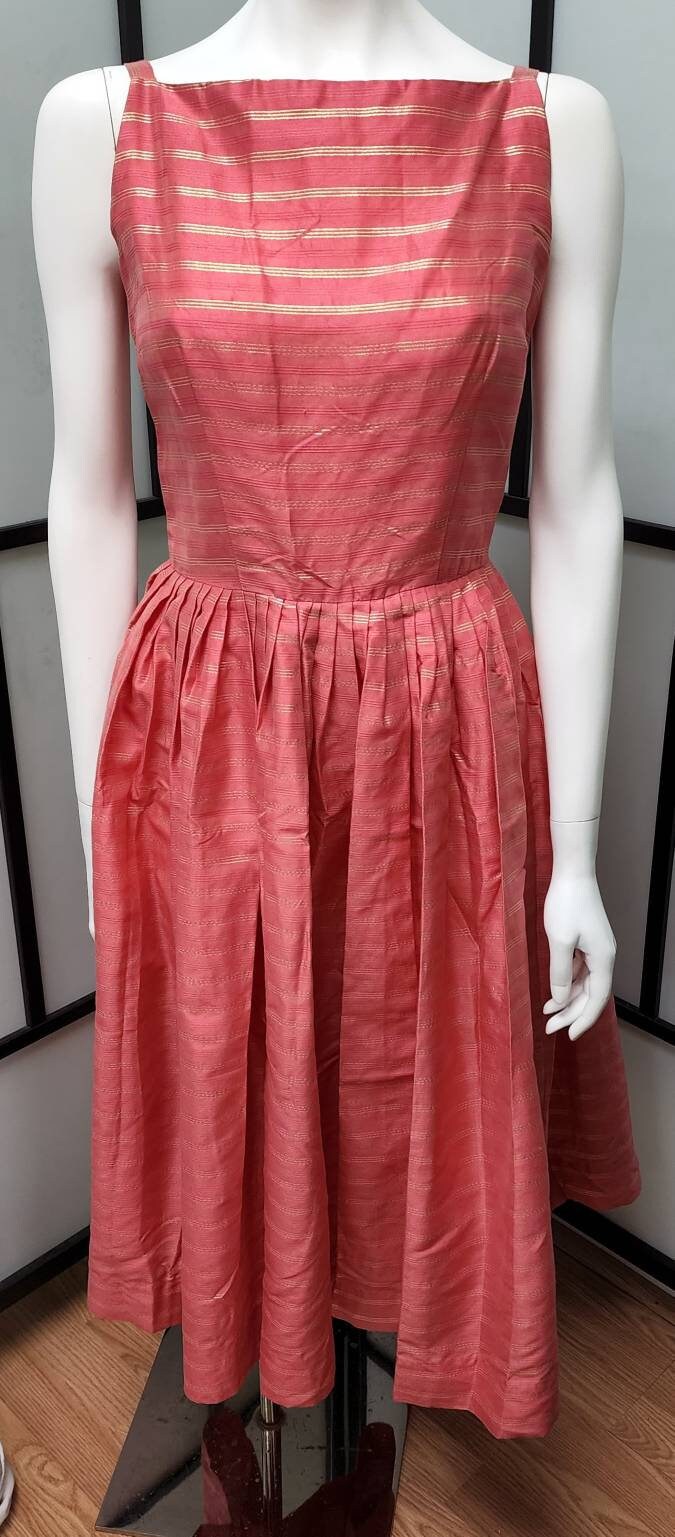 Unworn Vintage 1950s Dress Crisp Salmon Pink Metallic Gold Stripe Back Button Full Skirt Dress Jerry Gilden Jrs. Mid Century Rockabilly M