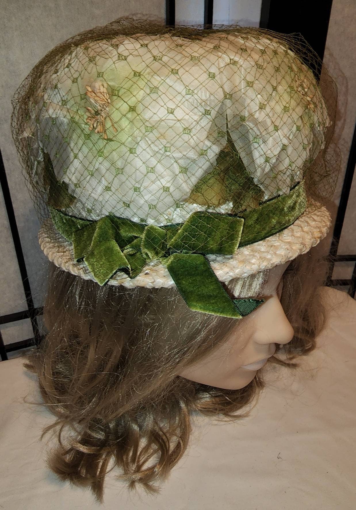 Vintage Bubble Hat 1960s High Round Cream Straw Floral Bubble Hat Green Net Veil White Flowers Leaves Velvet Ribbon Rockabilly Mod 21 in.