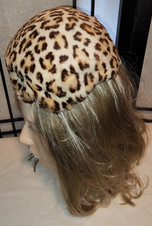 Vintage Leopard Hat 1950s Round Leopard Print Faux Fur Half Hat Points at Front Rockabilly Vamp