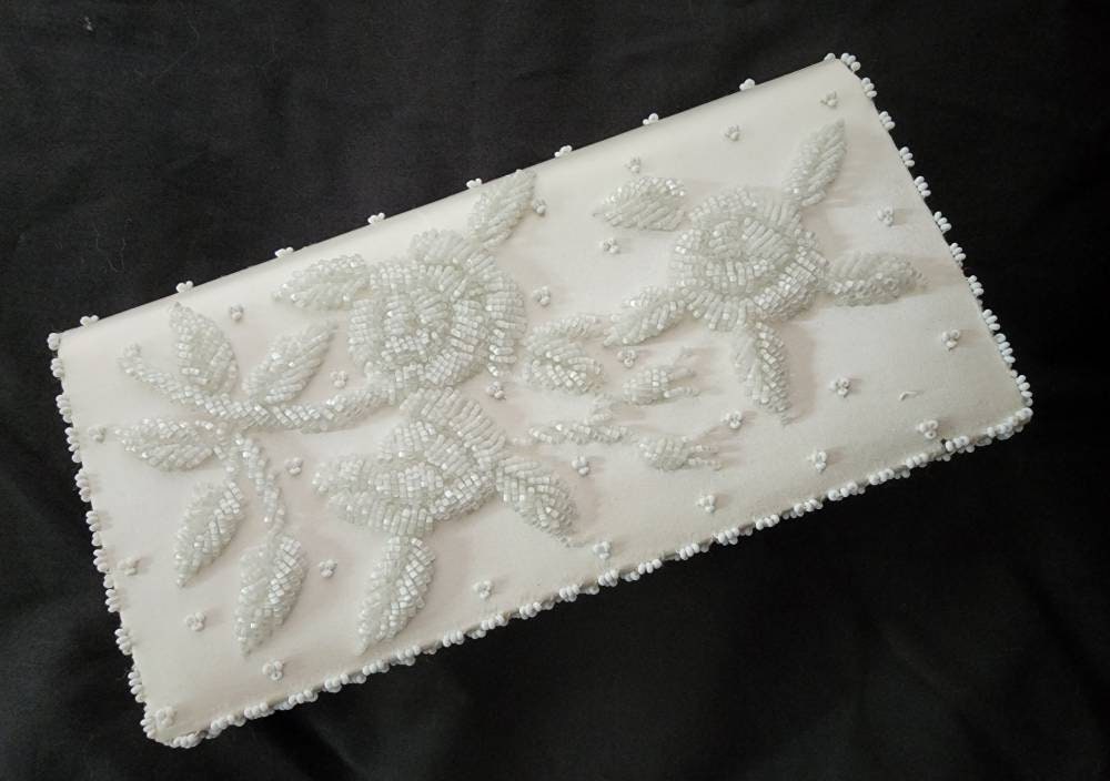 Vintage 1950s 60s Clutch Cream White Satin Beaded Sequin Envelope Clutch Purse Wedding Bridal Rockabilly 8.5 x 4.5 in.