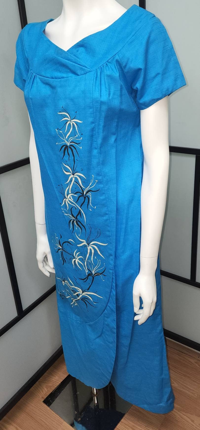 Vintage Hawaiian Dress 1960s Long Blue Cotton Screenprint Barkcloth Dress Dael's Casuals Honolulu Rockabilly Tiki Boho XS some dirt