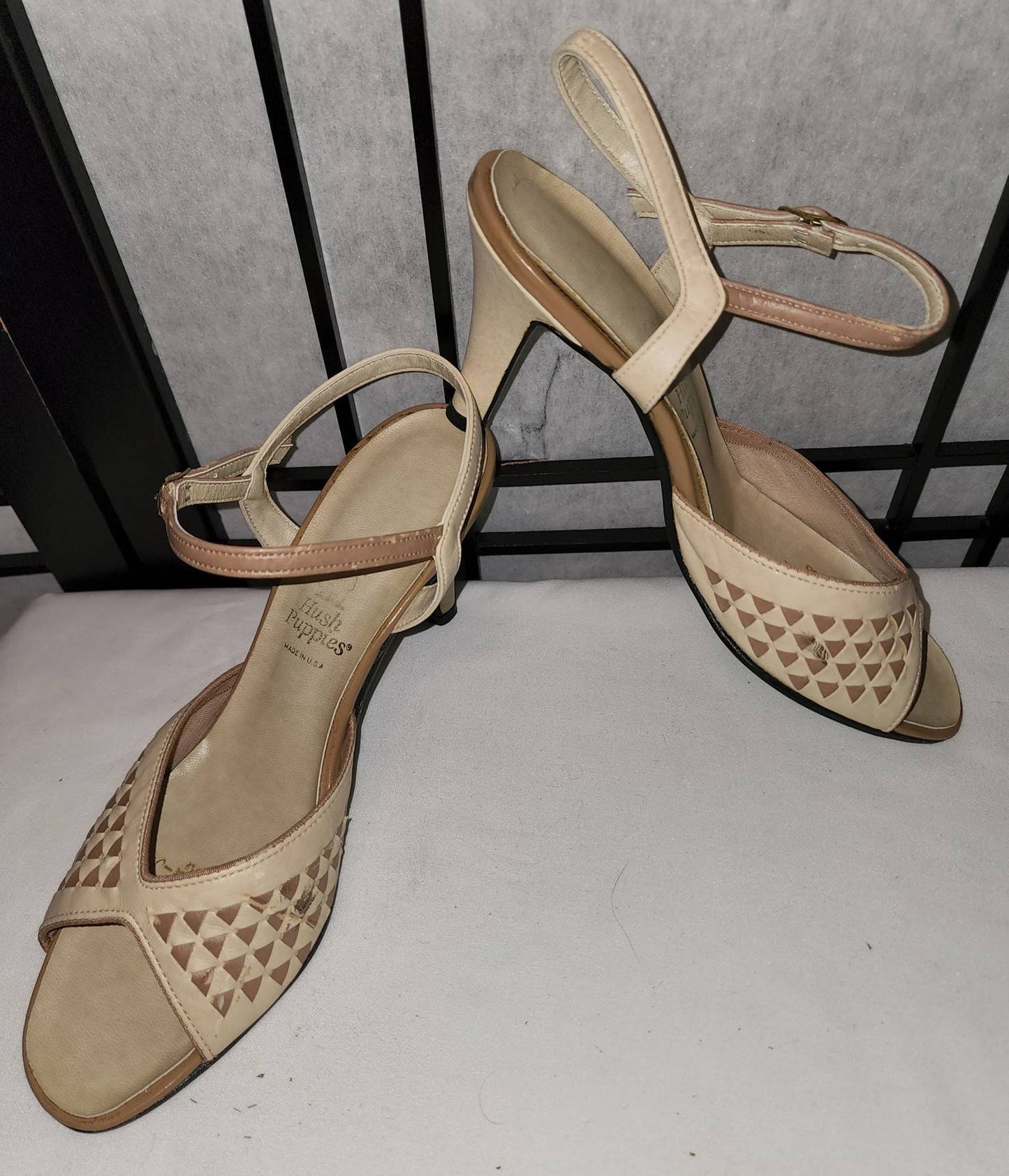 Vintage 1980s Heels Bone Tan Leather High Heel Hush Puppies Stiletto Sandals Boho 8 M