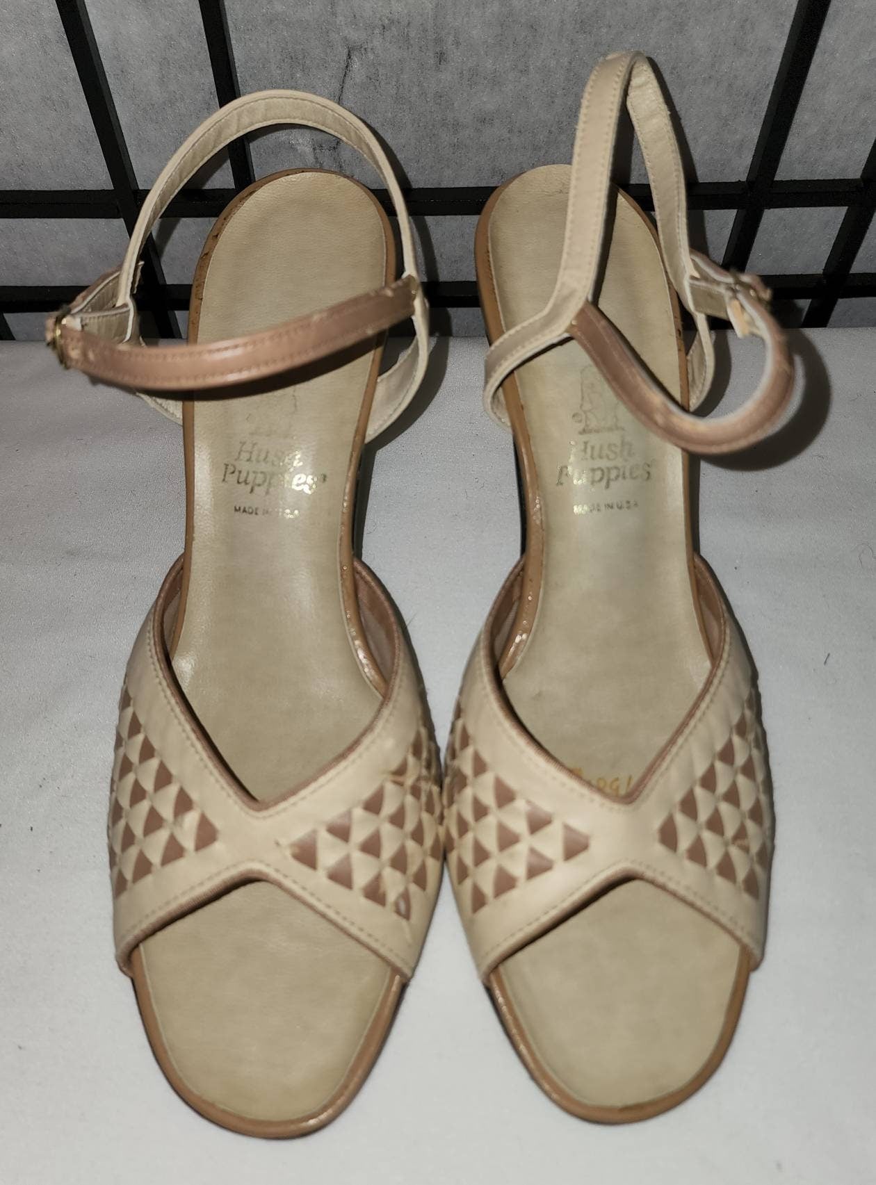 Vintage 1980s Heels Bone Tan Leather High Heel Hush Puppies Stiletto Sandals Boho 8 M