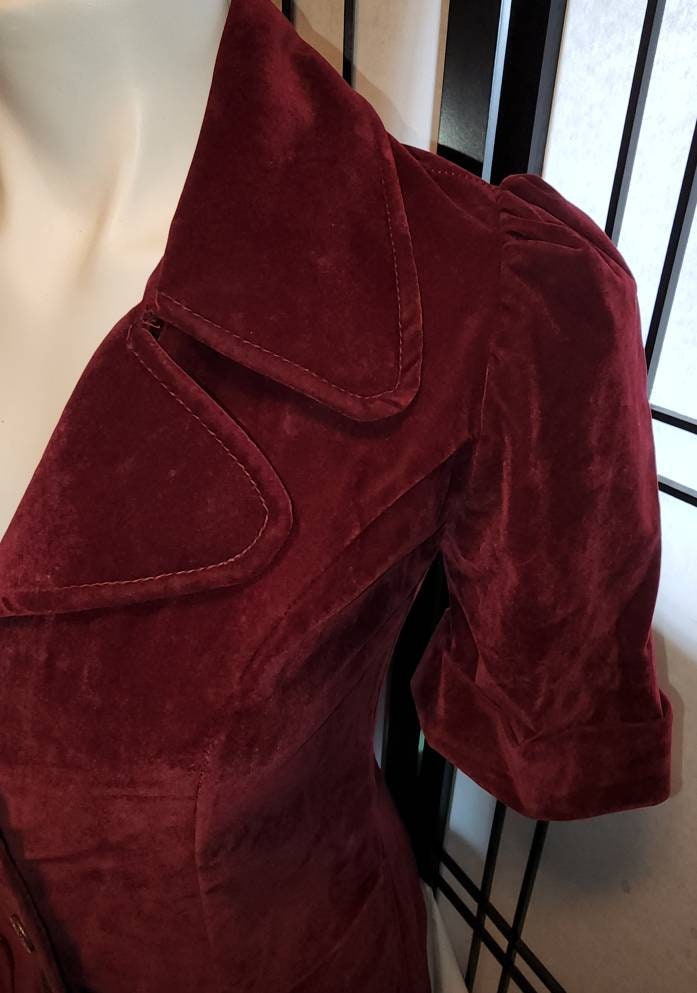 Vintage Velvet Top 1960s 70s Wine Red Maroon Velveteen Jacket Short Puffy Sleeves Young Timers Rich Hippie Groupie Boho S