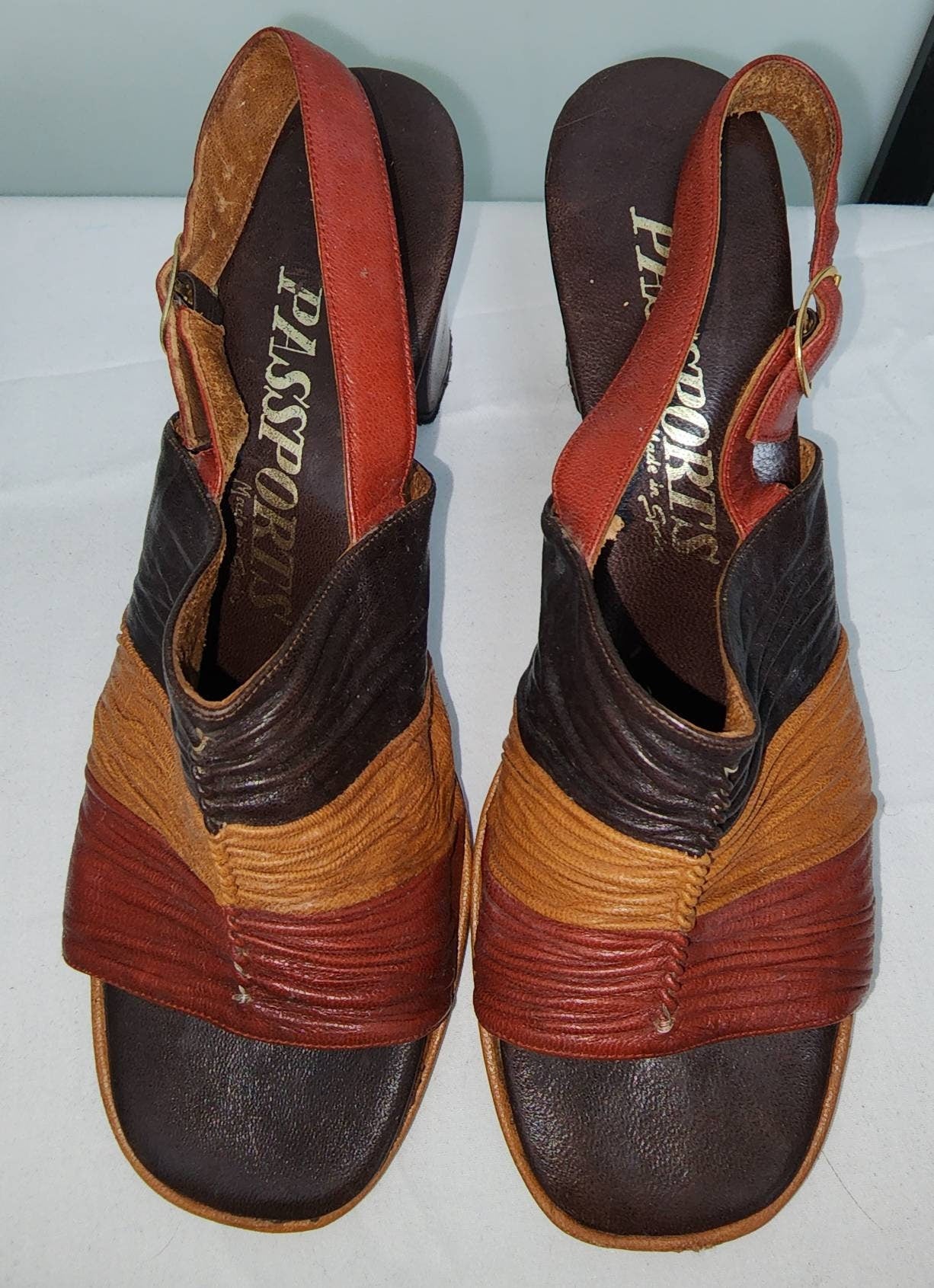Vintage 1960s Sandals Brown Tan Reddish Leather Chunky Heel Slingback Sandals Buckles Passports Spain Mod 6 1/2