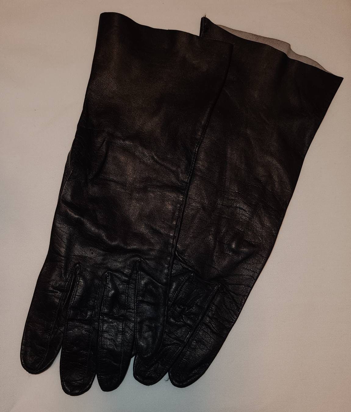 Vintage Leather Gloves 1950s Thin Black Leather Midlength Gloves Mid Century Rockabilly 7