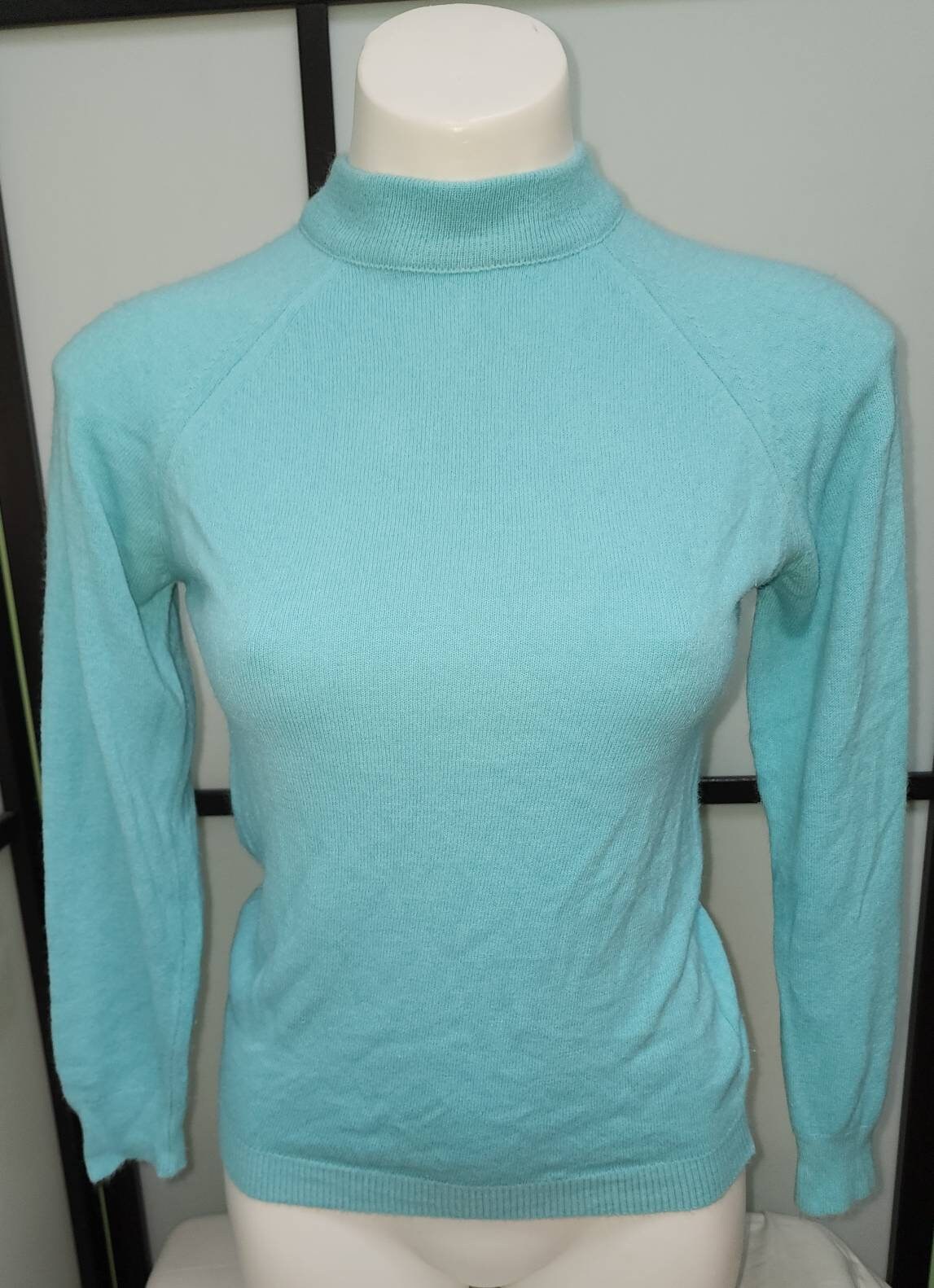 Vintage Sweater Top 1960s Light Blue Super Soft Orlon Acrylic Long Sleeve Turtleneck Zip Back Sweater Pandora Boho M