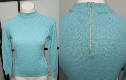Vintage Sweater Top 1960s Light Blue Super Soft Orlon Acrylic Long Sleeve Turtleneck Zip Back Sweater Pandora Boho M