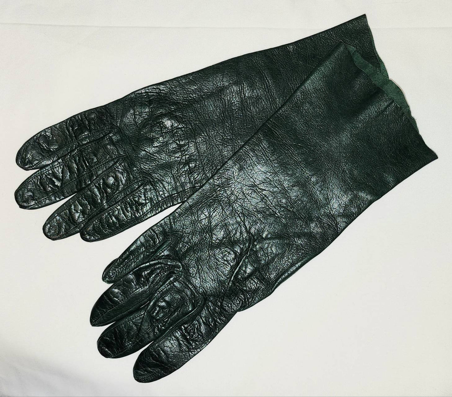 Vintage Leather Gloves 1950s 60s Midlength Thin Dark Green Leather Gloves Made in Italy Italian Leather Mid Century 7