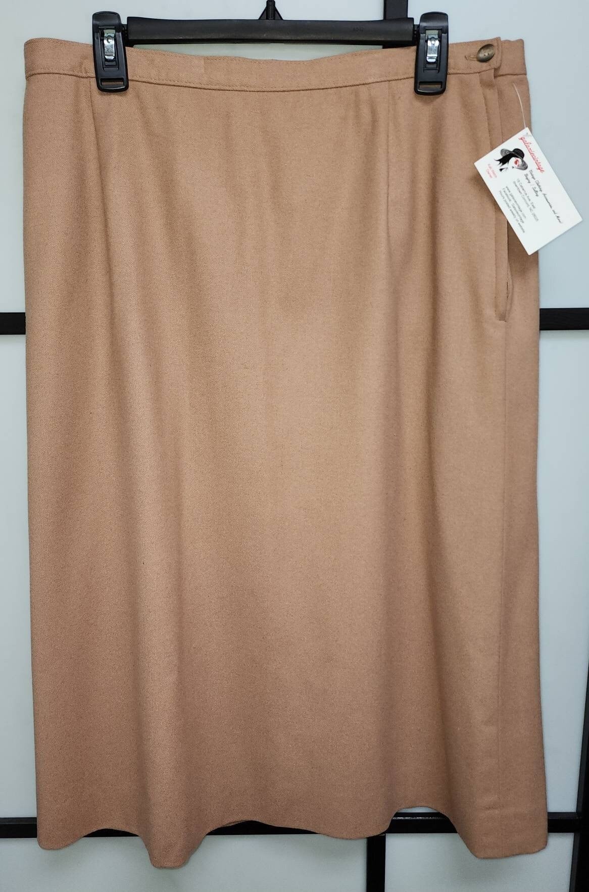 Vintage Wool Skirt 1990s Pendleton Plus Size Tan Wool Pencil Skirt Straight Skirt Rockabilly Pinup XL 2 sm moth holes