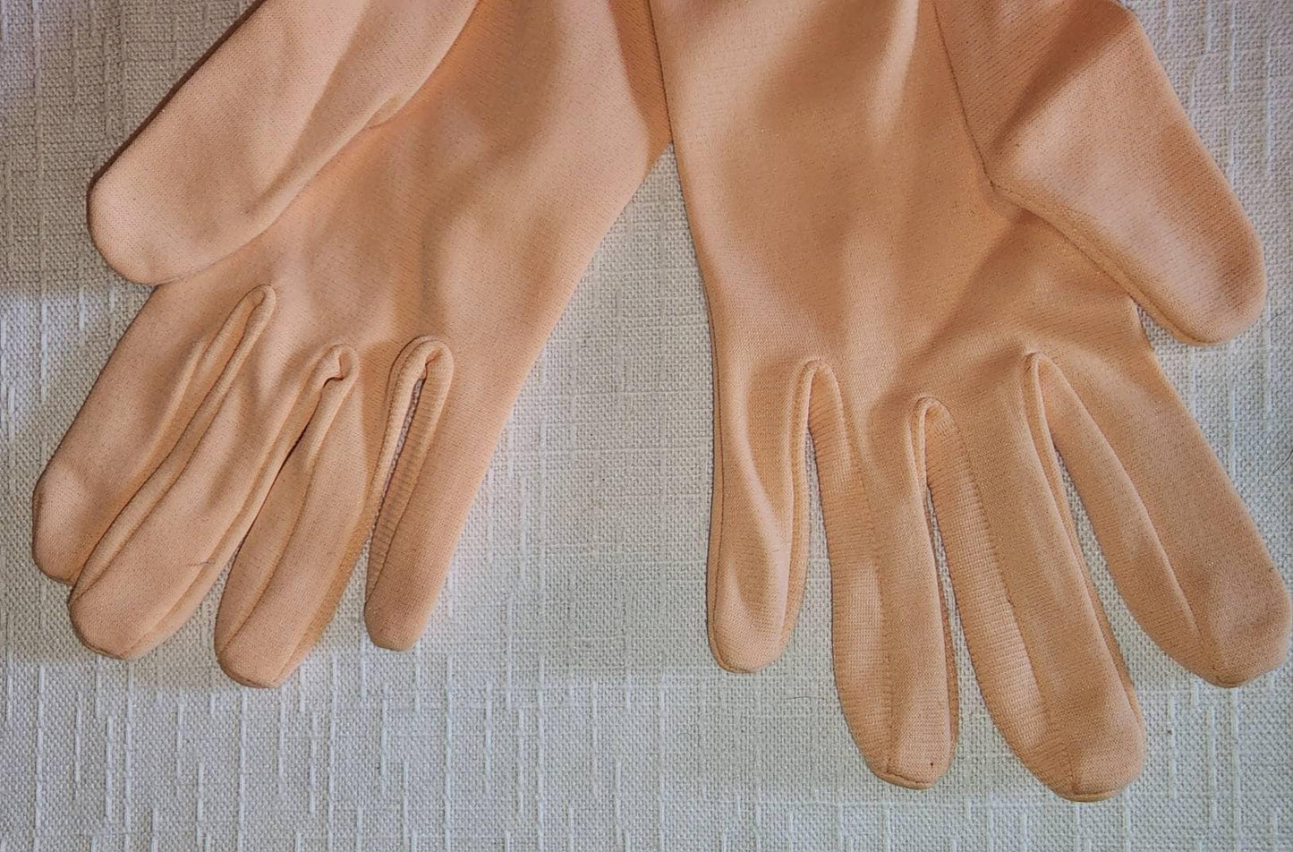 Vintage Orange Gloves 1950s Light Orange Sherbet Fabric Wrist Gloves Mid Century Rockabilly Boho