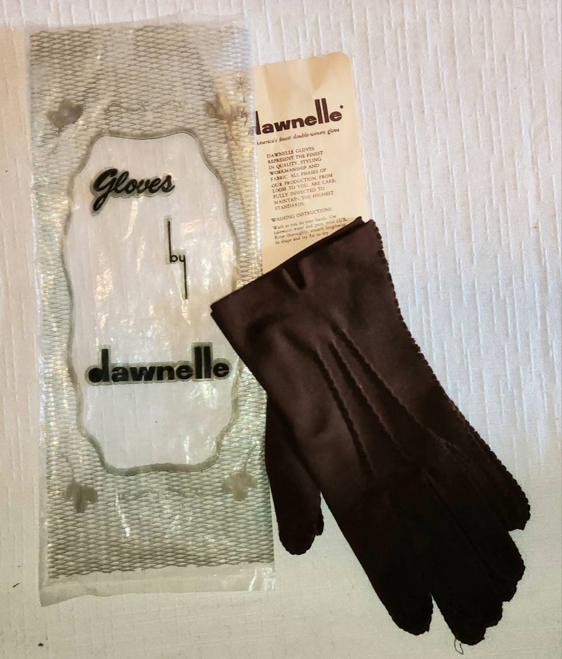 Vintage Brown  Gloves 1950s Dark Brown Fabric Wrist Gloves Dawnelle Mid Century Rockabilly Boho