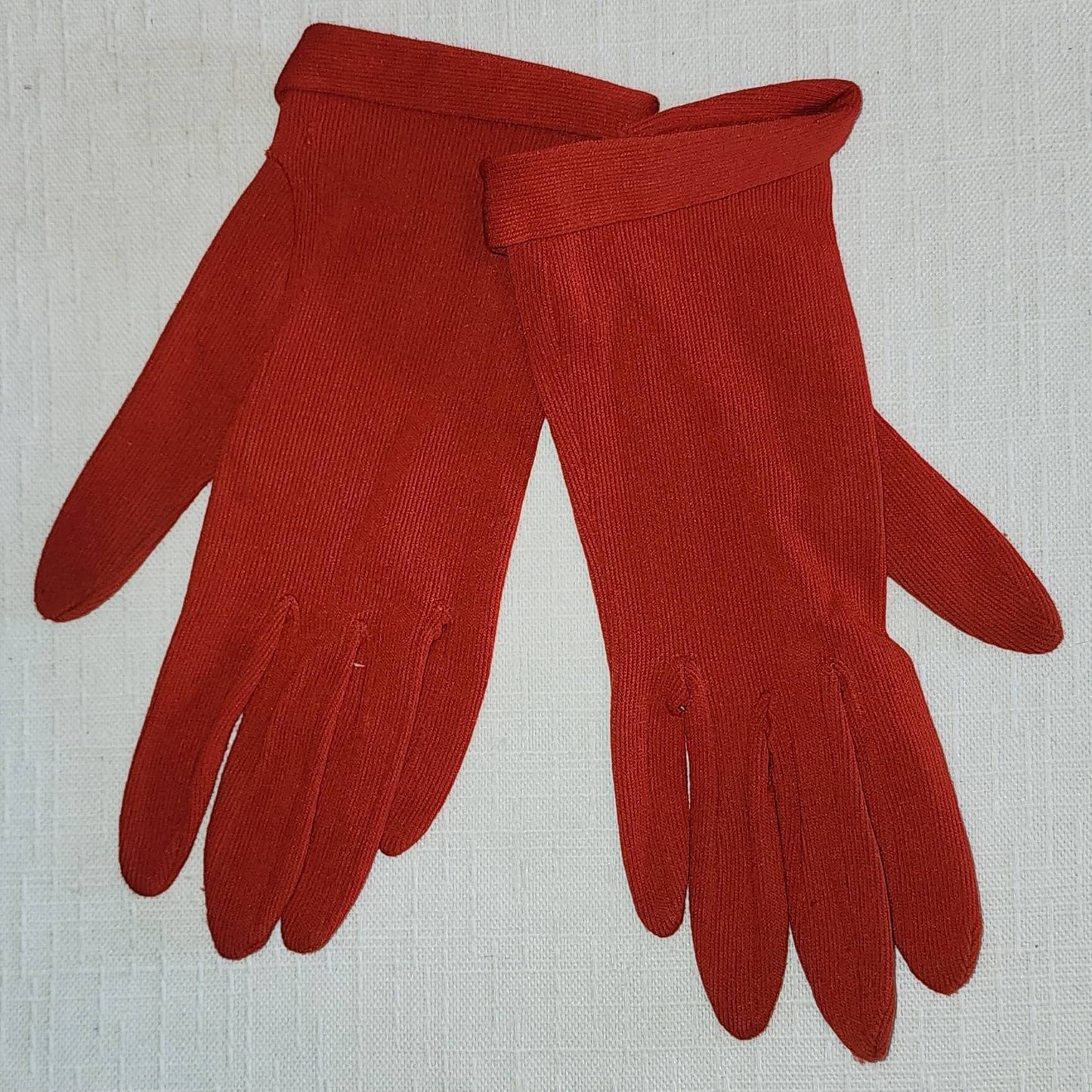 Vintage Red Gloves 1950s Bright Red Ribbed Nylon Wrist Gloves Mid Century Rockabilly Pinup Boho
