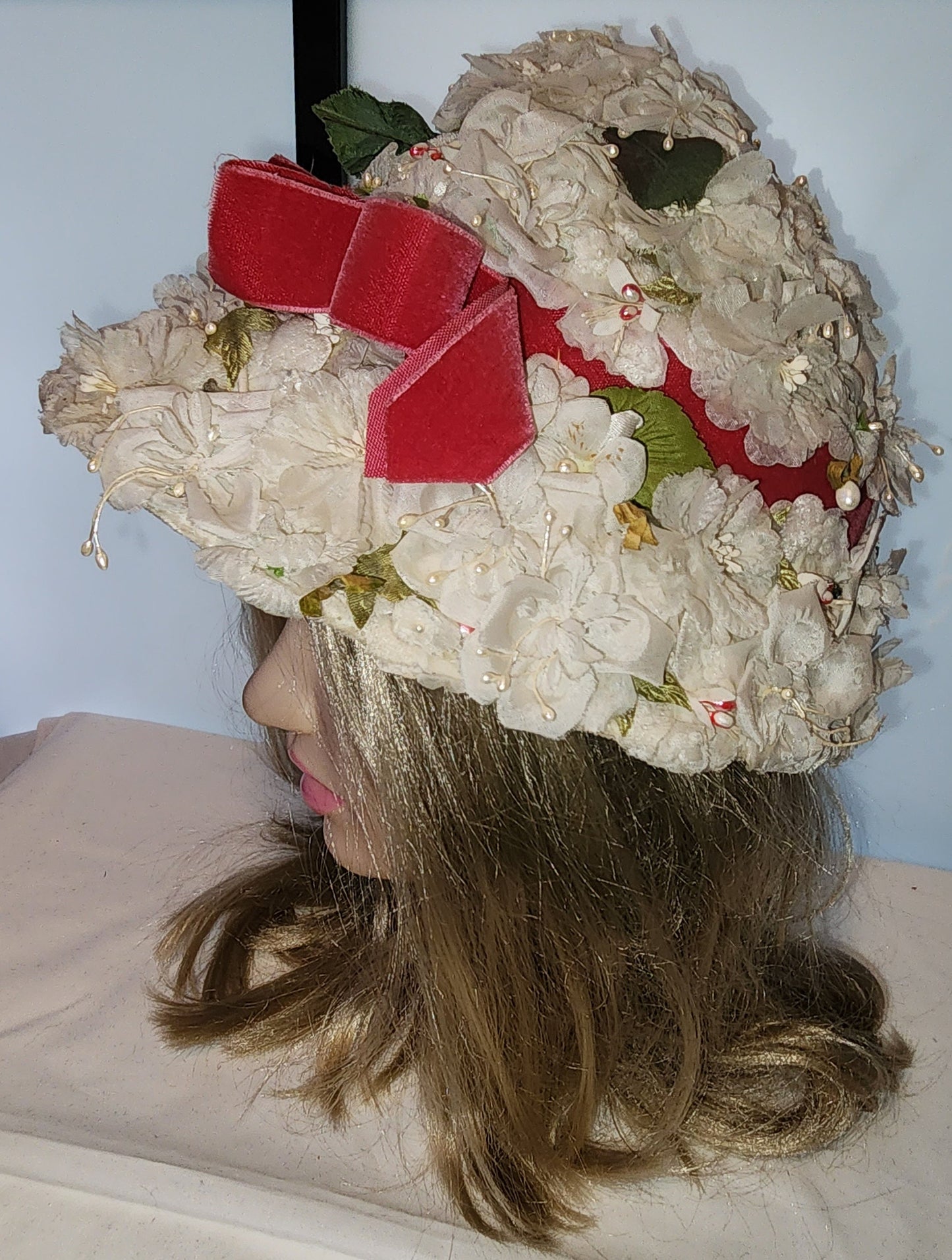 Vintage Floral Hat 1950s Tall White Floral Bucket Hat Hot Pink Velvet Bow Faux Pearls Mid Century Rockabilly Summer Hat 21.5 in.