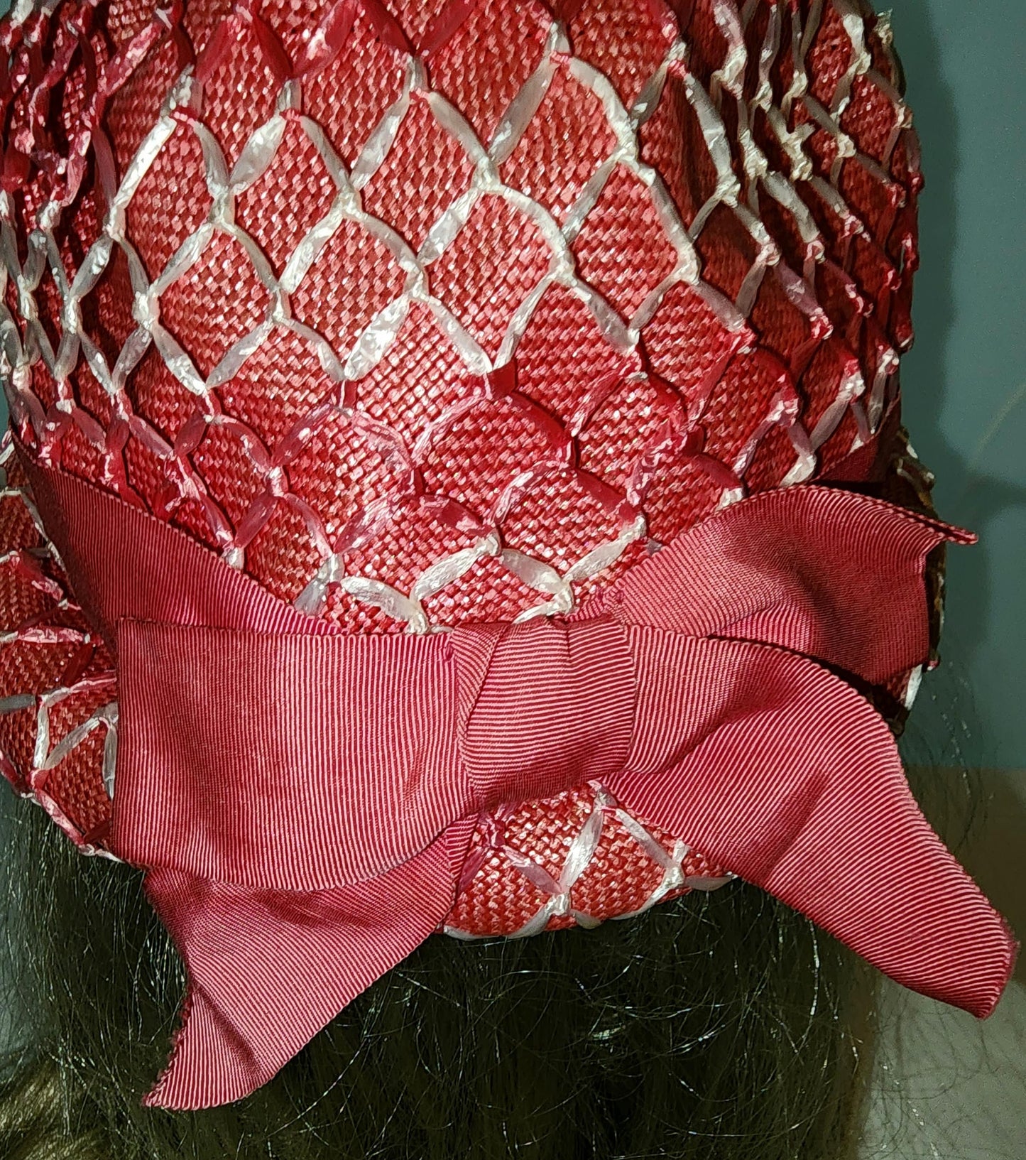 Unworn Vintage Hat 1950s 60s Round Pink Hombre Net Covered Brim Hat NWT Mid Century Mod 22 in.