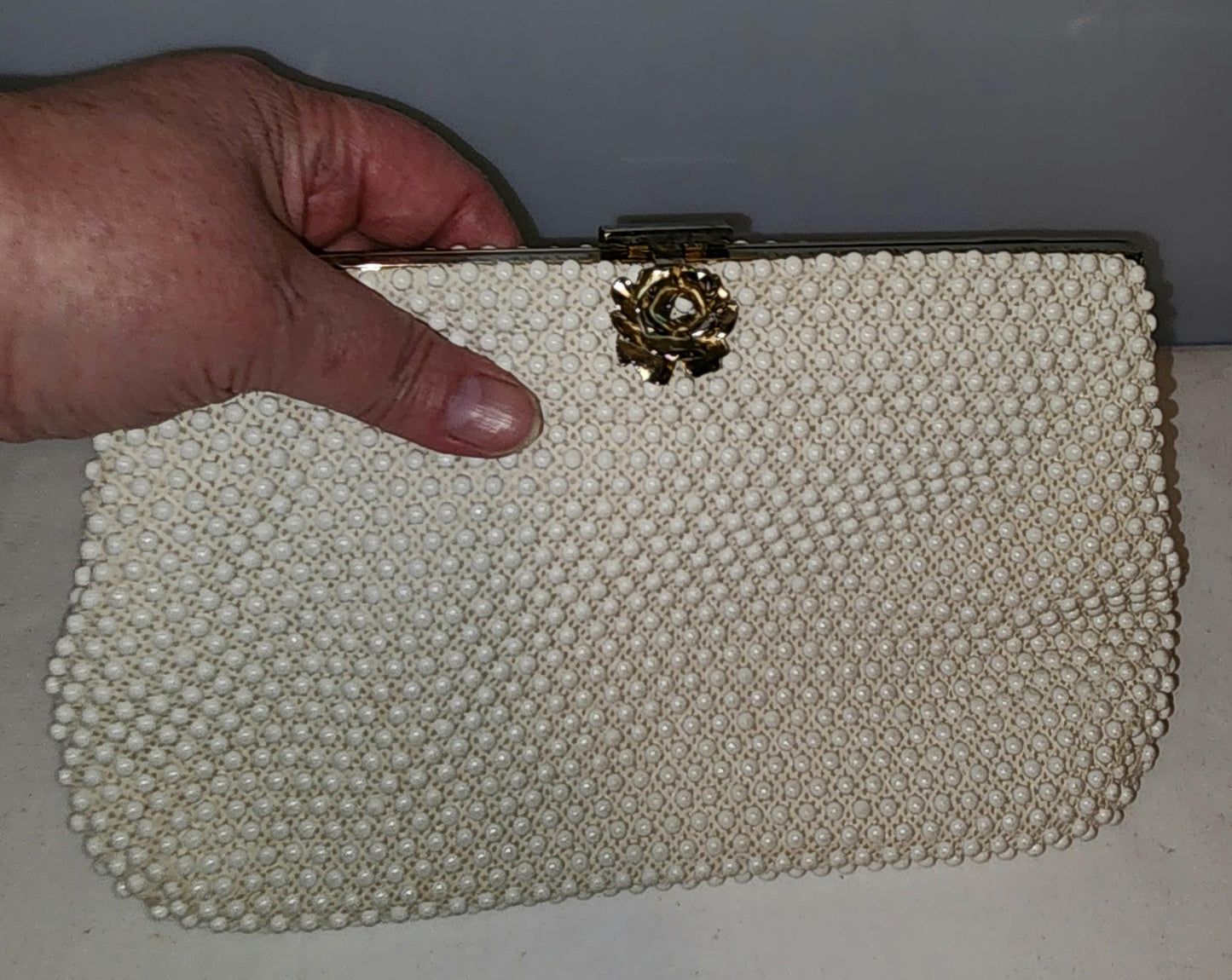 Vintage Beaded Clutch 1960s White Plastic Bead Clutch Chain Handle Metal Rose Clasp Mid Century Mod Boho